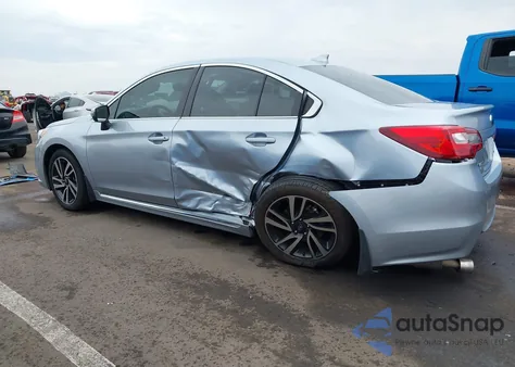 2017 Subaru Legacy 2.5I Sport z USA, uszkodzony, nr VIN 4S3BNAS67H3053483
